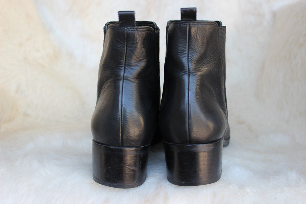Marc Fisher "Yale" Ankle Bootie in Black - Size 9