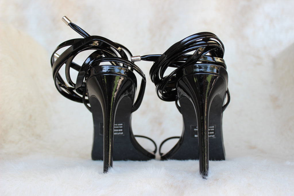 Steve Madden "Uplift" Heeled Sandals in Black - Size 8.5