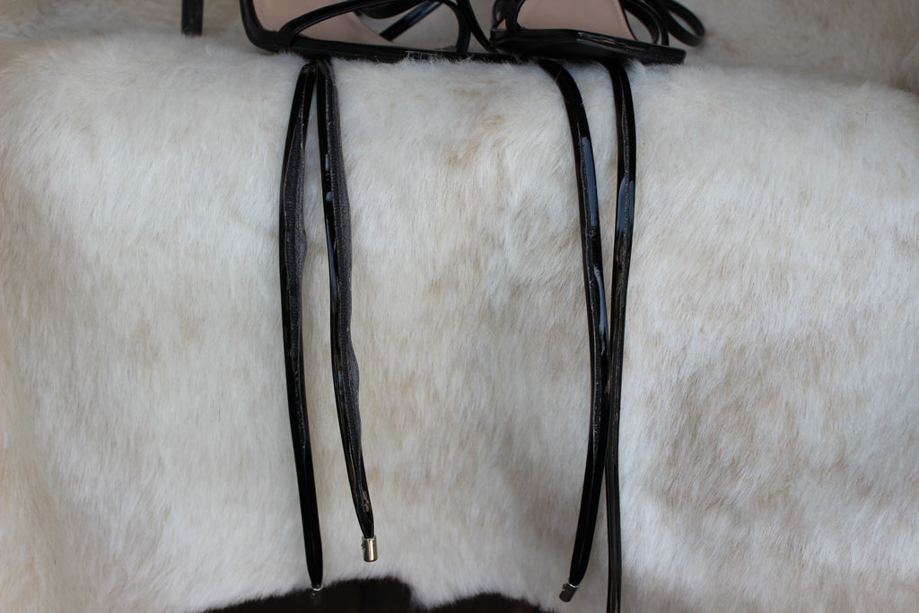 Steve Madden "Uplift" Heeled Sandals in Black - Size 8.5