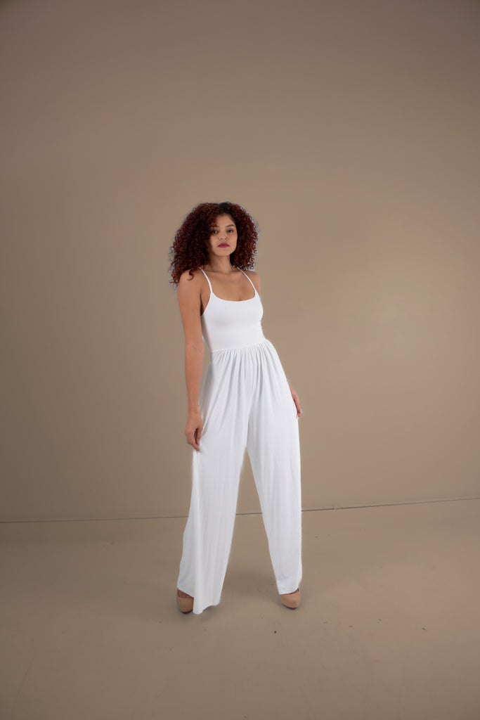 Susana Monaco "Flowy" Jumpsuit in White - Small