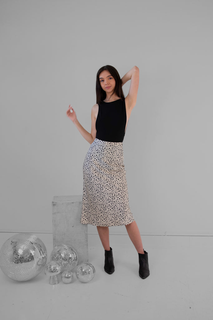 Forever 21 "Midi" Skirt in Cheetah Print - XS